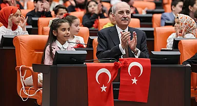 Meclis'te 23 Nisan coşkusu! TBMM Başkanı Numan Kurtulmuş 26 ülkeden gelen çocuğu Meclis Tören Salonu’nda kabul etti