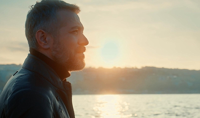 RESUL DİNDAR'DAN AŞK ŞARKISI…