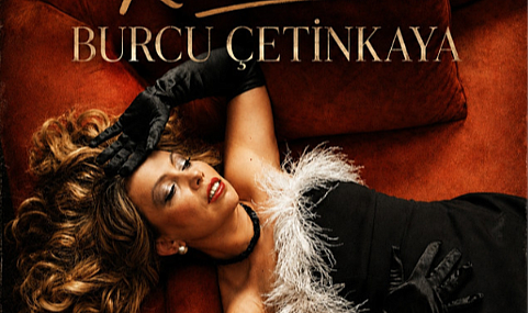 BURCU ÇETİNKAYA'DAN GÜÇLÜ BİR AYRILIK HİKÂYESİ: "KARA SAKIZ" DİNLEYİCİYLE BULUŞTU